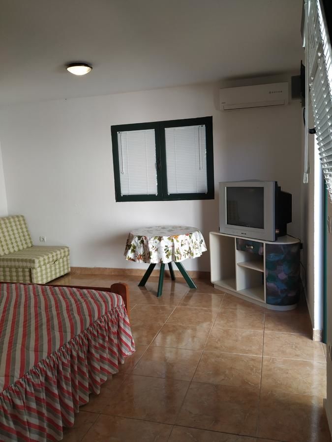 Апартаменты Kjara Apartments Тиват-12