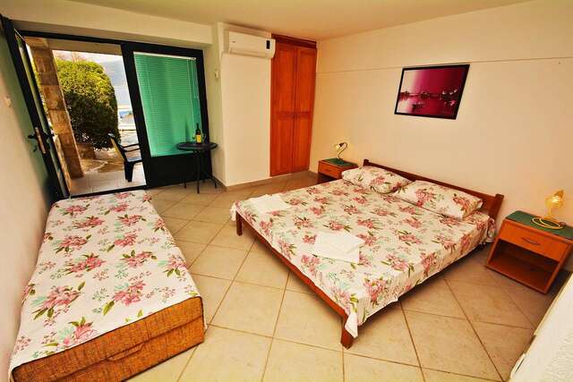 Апартаменты Kjara Apartments Тиват-37